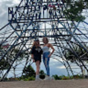 Meet your Posher, Jem